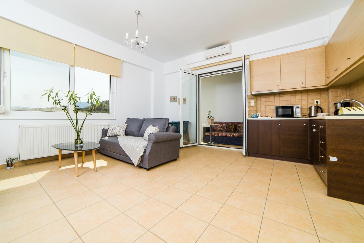 Koutouloufari Eva Apartments מראה חיצוני תמונה