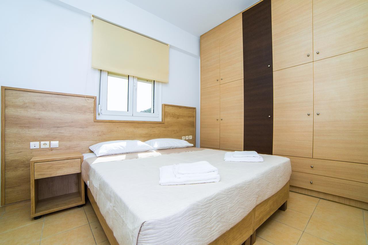 Koutouloufari Eva Apartments מראה חיצוני תמונה