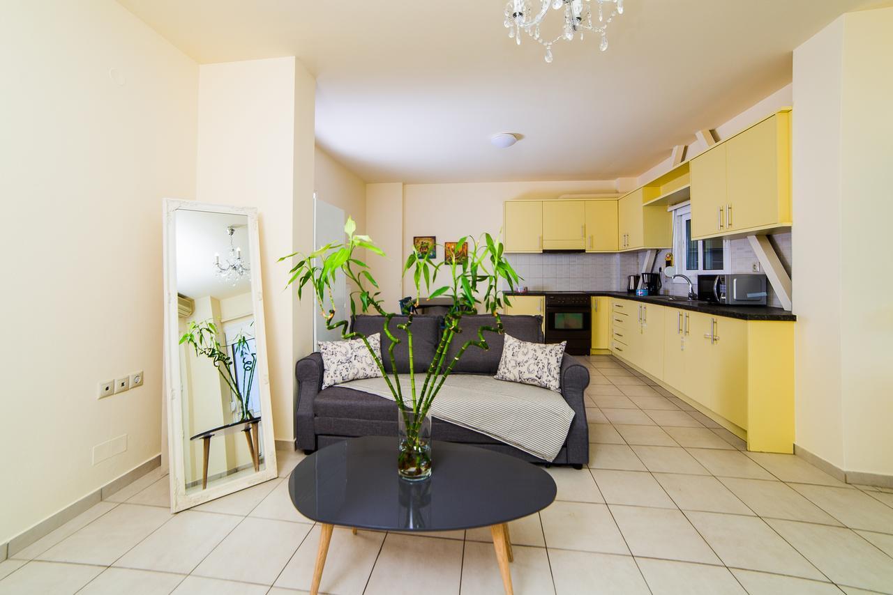 Koutouloufari Eva Apartments מראה חיצוני תמונה