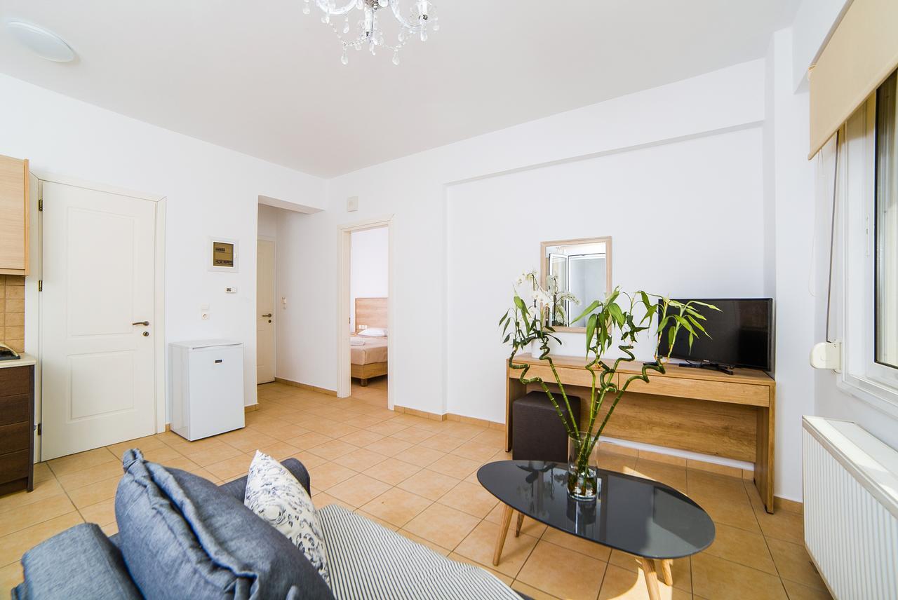 Koutouloufari Eva Apartments מראה חיצוני תמונה