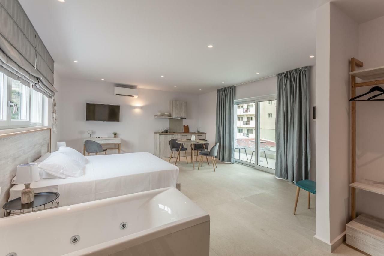 Koutouloufari Eva Apartments מראה חיצוני תמונה